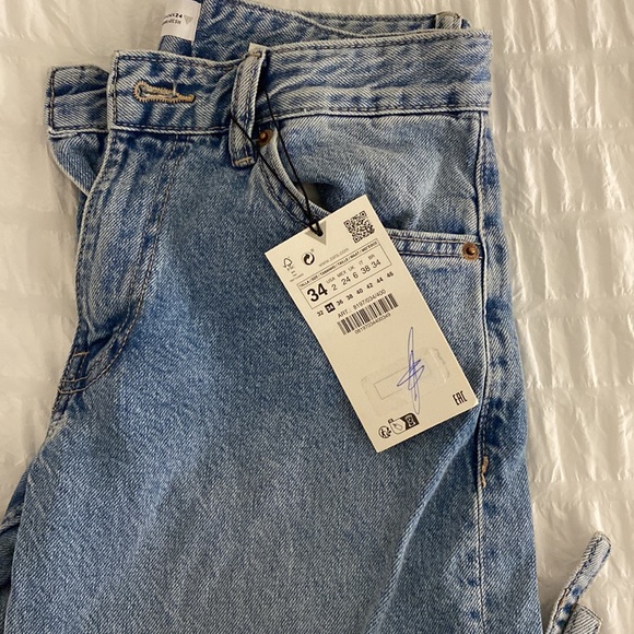 NWT Sold out Zara cargo jeans in the shade blue/ SIZE 2 - Picture 3 of 5